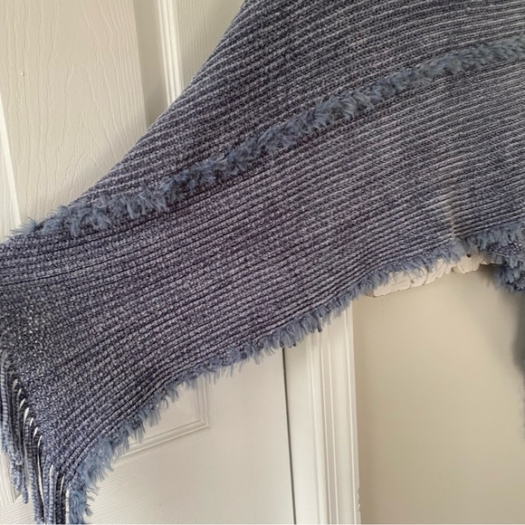 Natural Life Chenille Poncho Scarf NWT Boho Lagenlook Minimalist Coastal - Picture 5 of 7